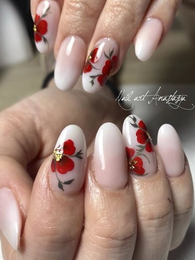 unghie mandorla micropittura